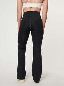 Girlfriend Collective Rib Flare Legging - Black