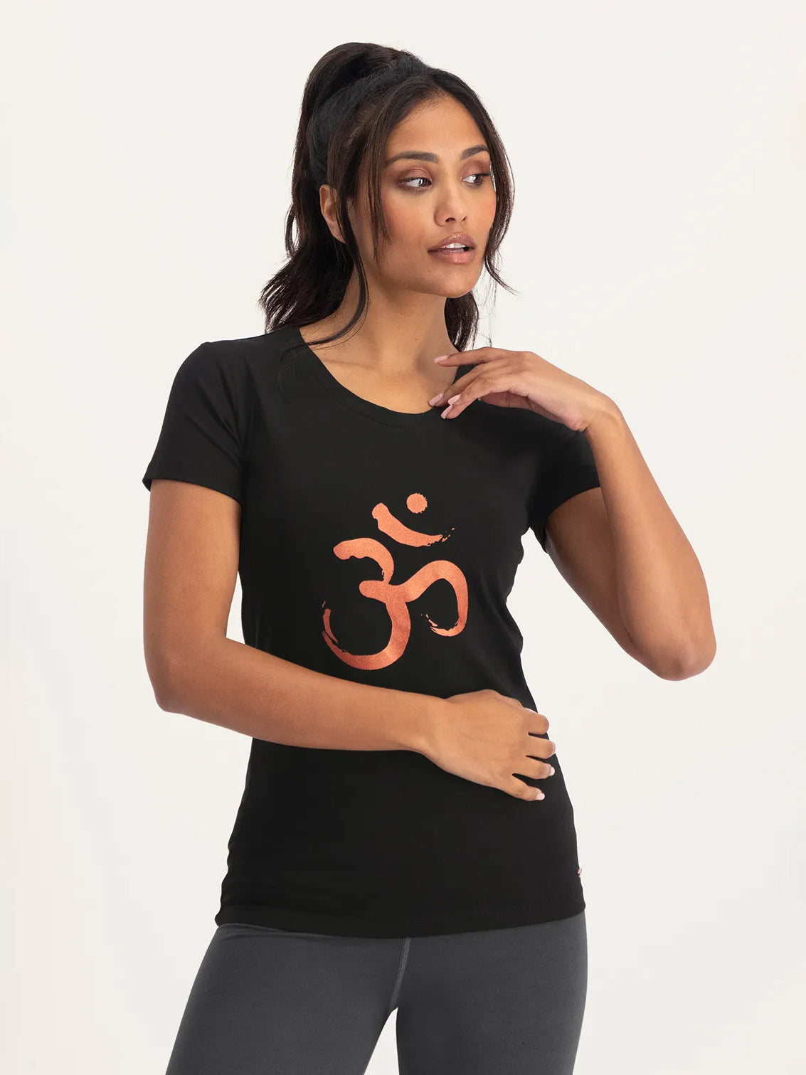 Urban Goddess OM Core Yoga Tee - Onyx Black