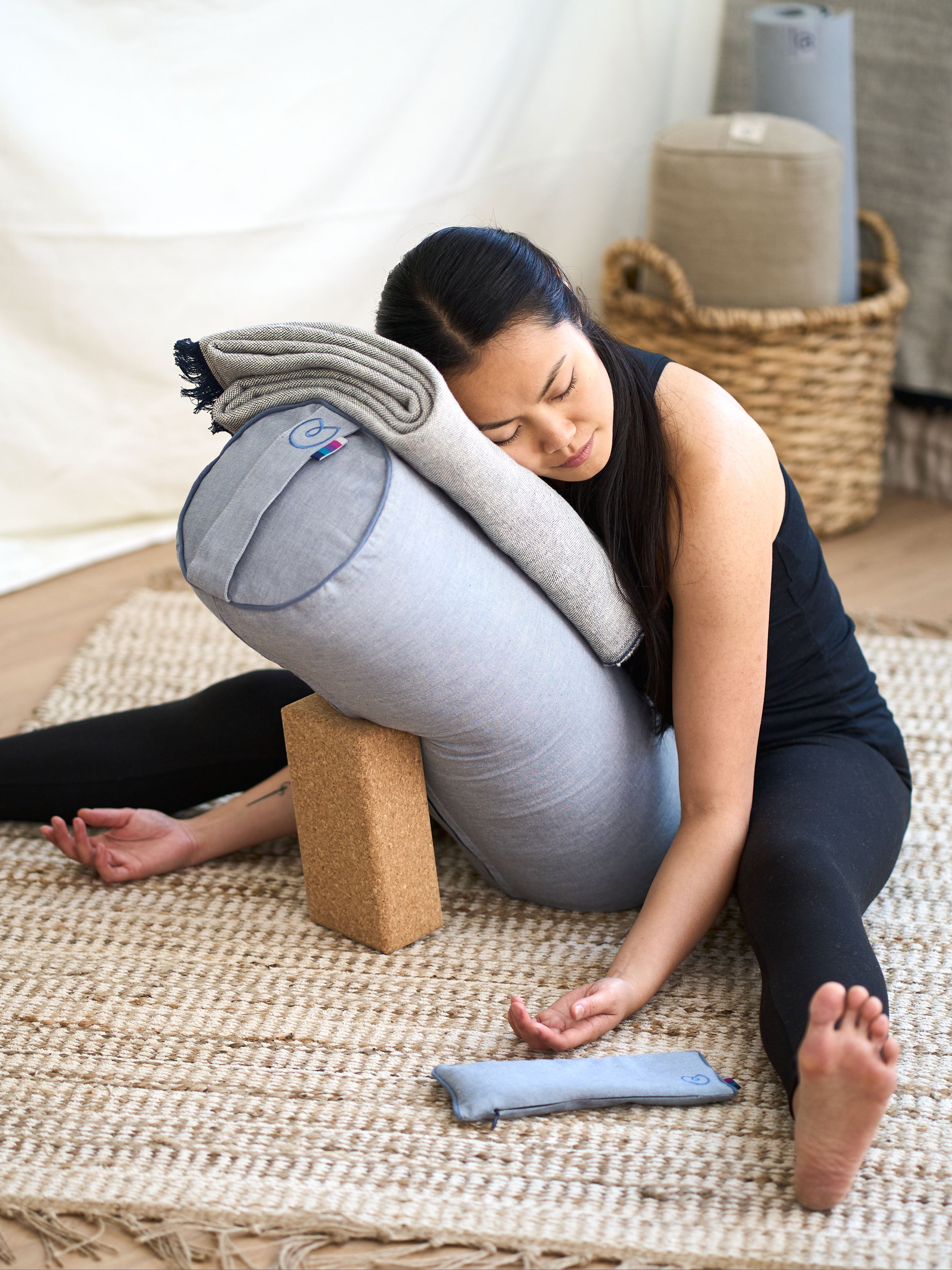 Yogamatters Organic Cotton Chambray Buckwheat Bolster